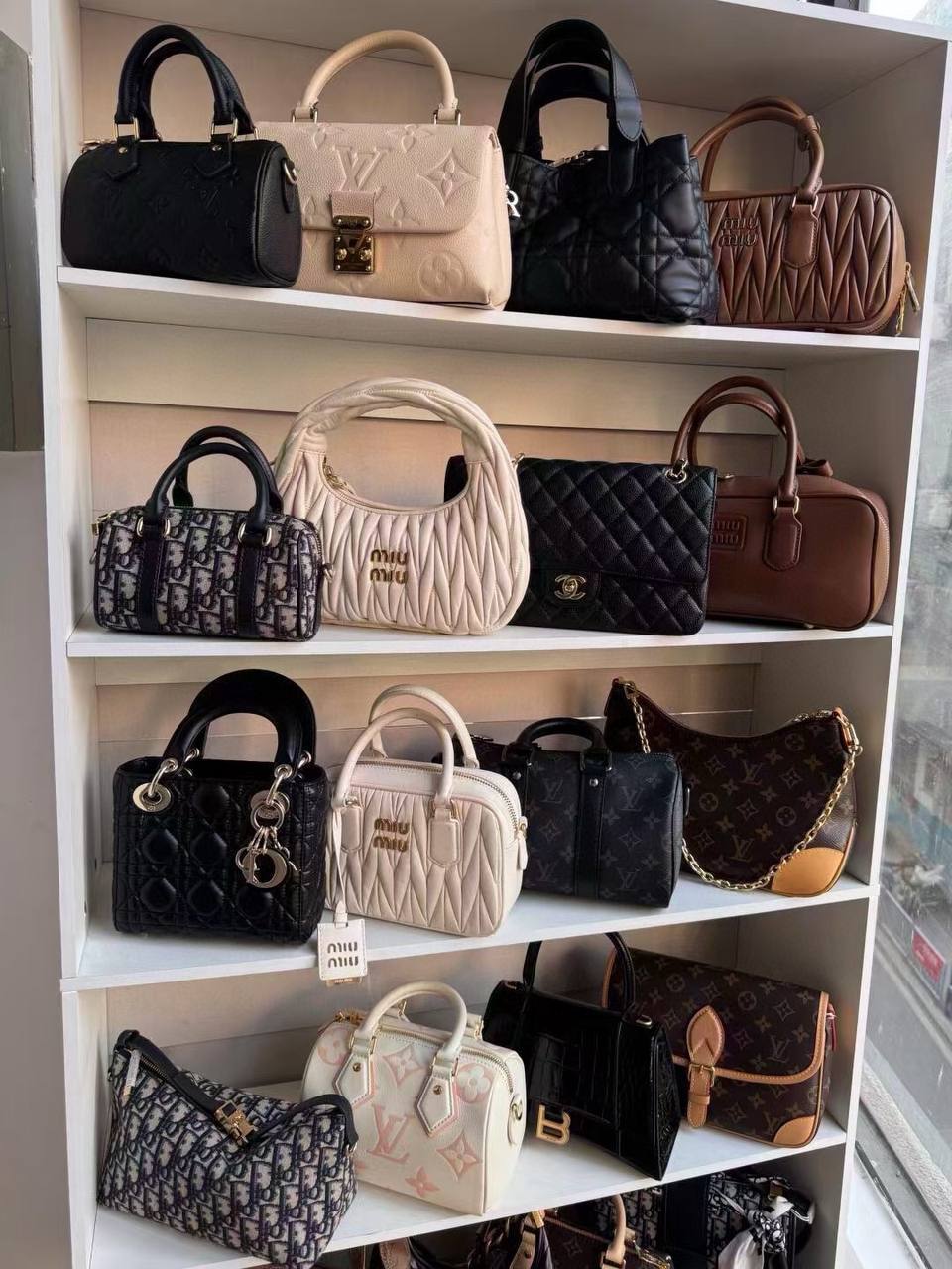 Bag display